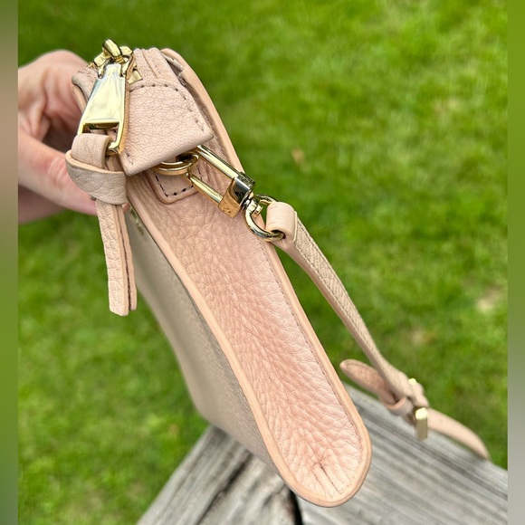 🌸Tory Burch Crossbody - Picture 9 of 16